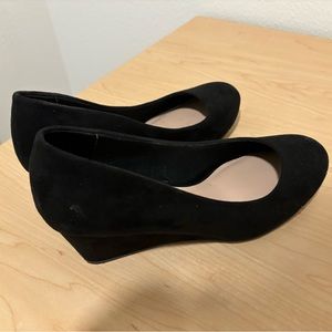 Black heels